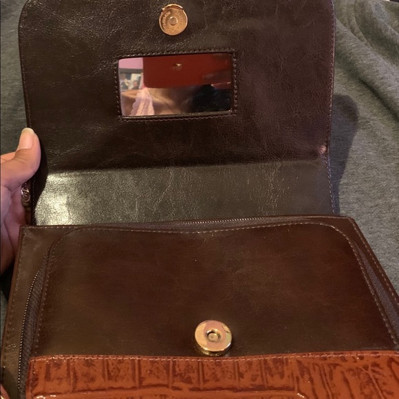 COPY - Belle Rose Purse with a wallet/checkbook holder - Picture 3 of 8